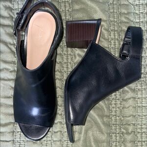 Clarks Deloria Gia Genuine Leather Slingback Sandals size 8 preloved